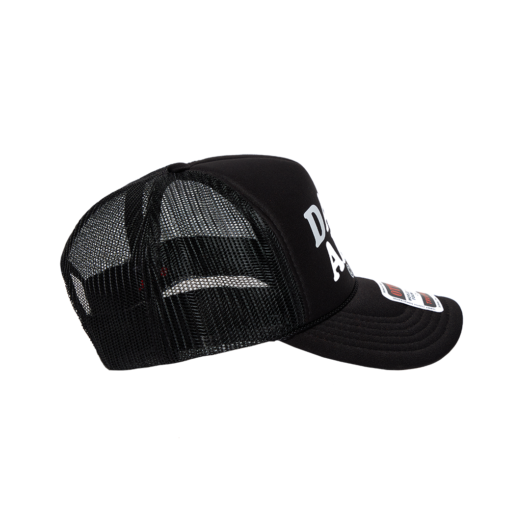DARK ARTS TRUCKER CAP - Black